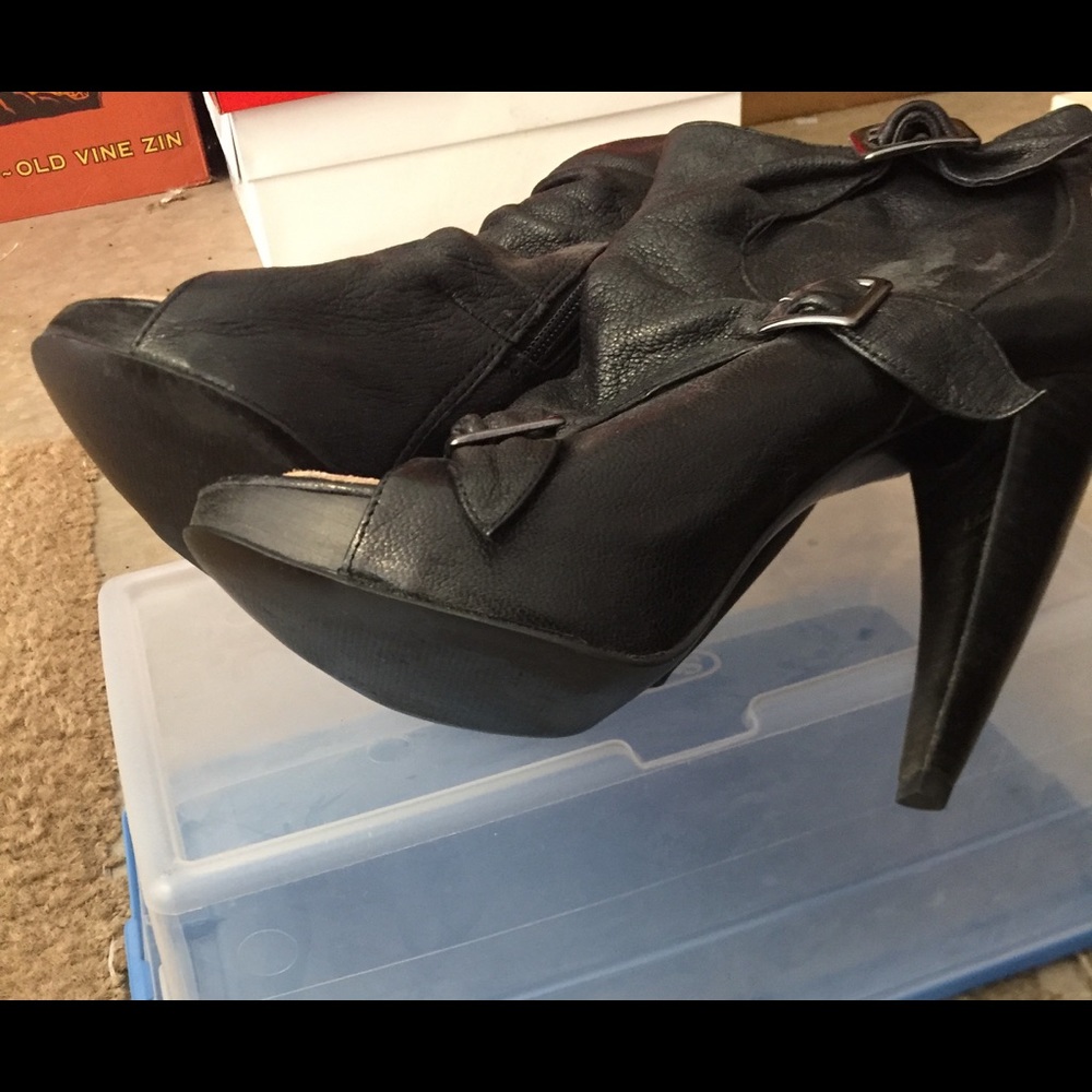 Steve Madden Open Toe Ankle Boot. - image 5